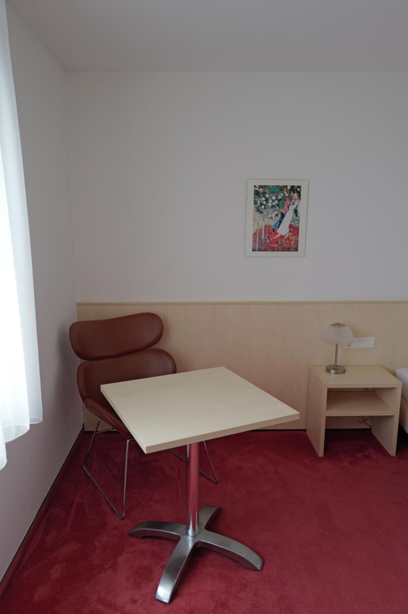 Hotel Am Bad Esslingen am Neckar ภายนอก รูปภาพ
