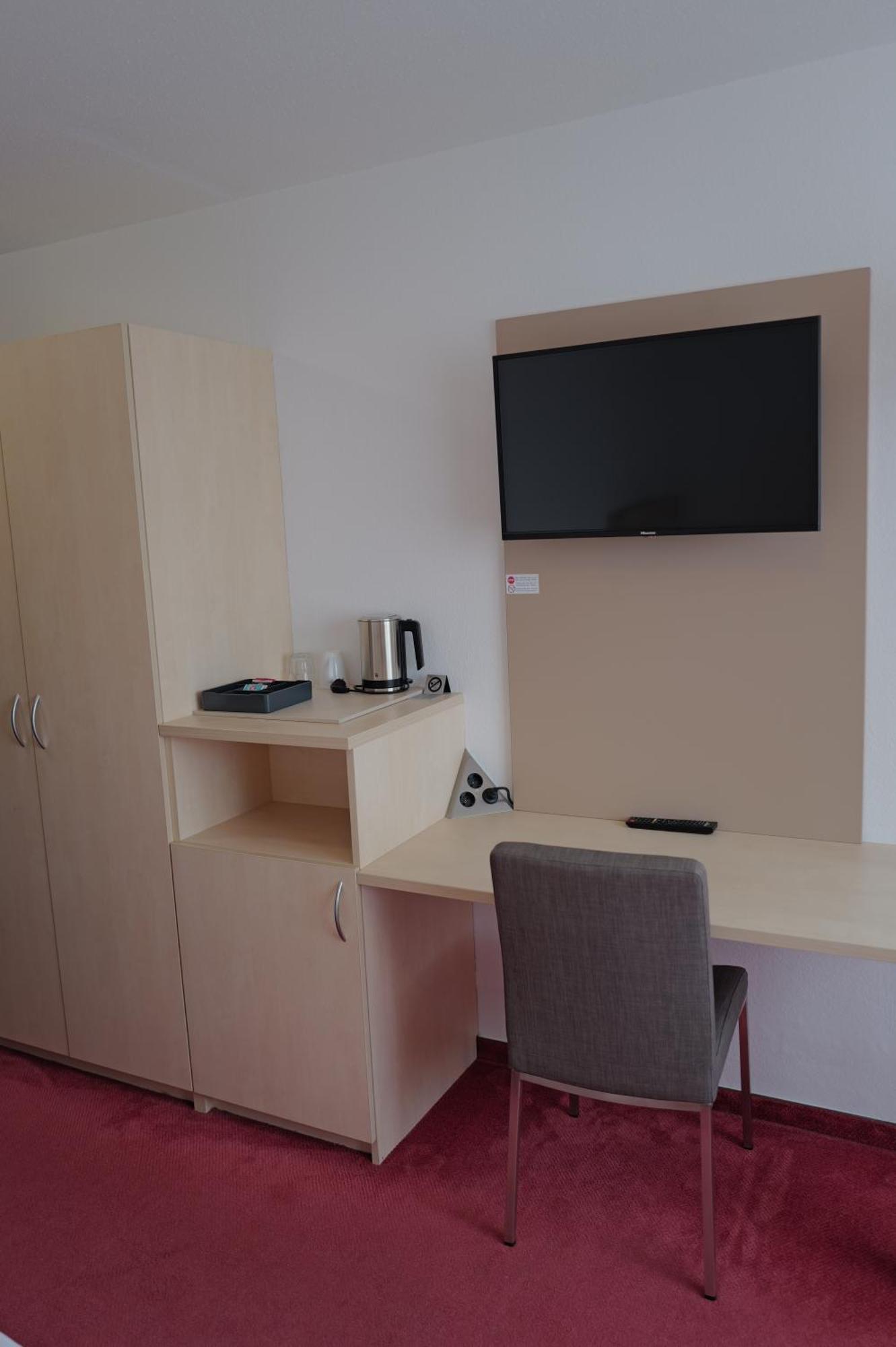 Hotel Am Bad Esslingen am Neckar ภายนอก รูปภาพ