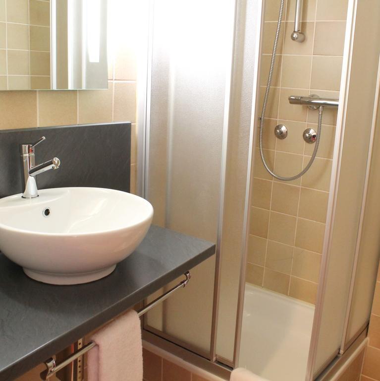 Hotel Am Bad Esslingen am Neckar ภายนอก รูปภาพ